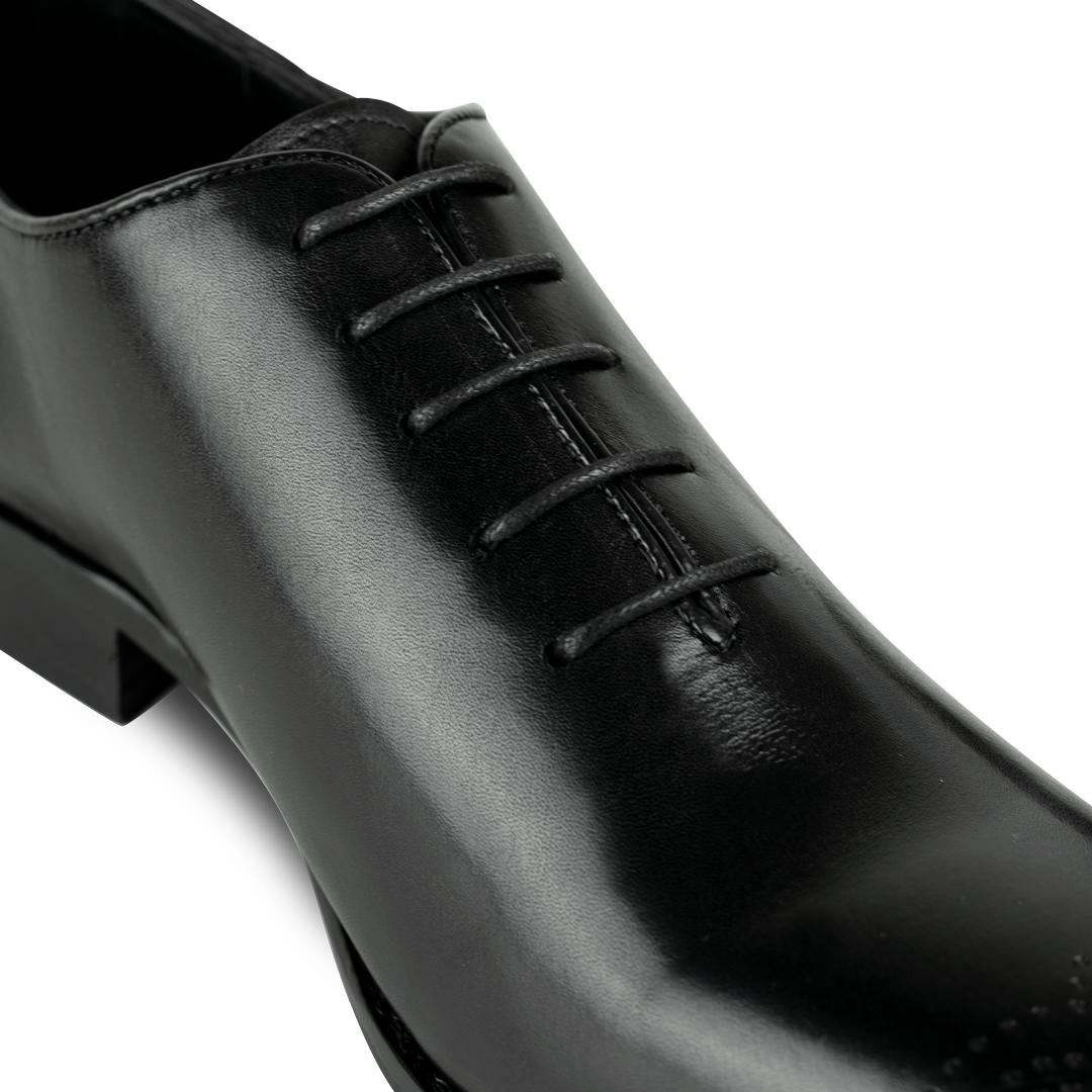 Lanner-Black.